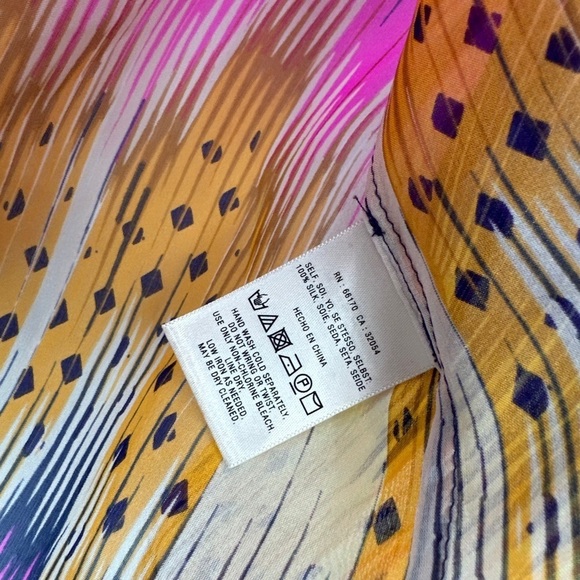 LEIFSDOTTIR ANTHROPOLOGIE Women's Sani Neon Silk Blouse US 0 - Picture 4 of 5